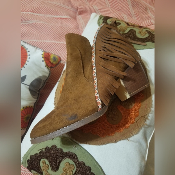 2 pair womens boots - Picture 7 of 7